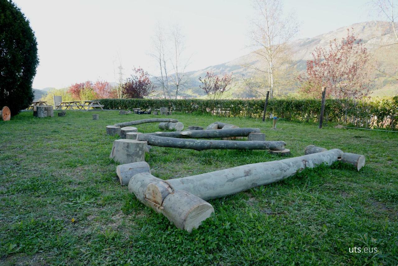 Abaraxka Hostel Disfruta La Via Verde Del Urola Hasta La Playa - Naturaleza Montanas Y Riqueza Cultural Azcoitia Exteriör bild